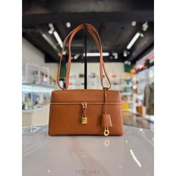 Loro Piana �η��ǾƳ� ����Ʈ�� �� L27 ����� FAO4759�η��ǾƳ� ����Ʈ�� �� L27 ����� FAO4759