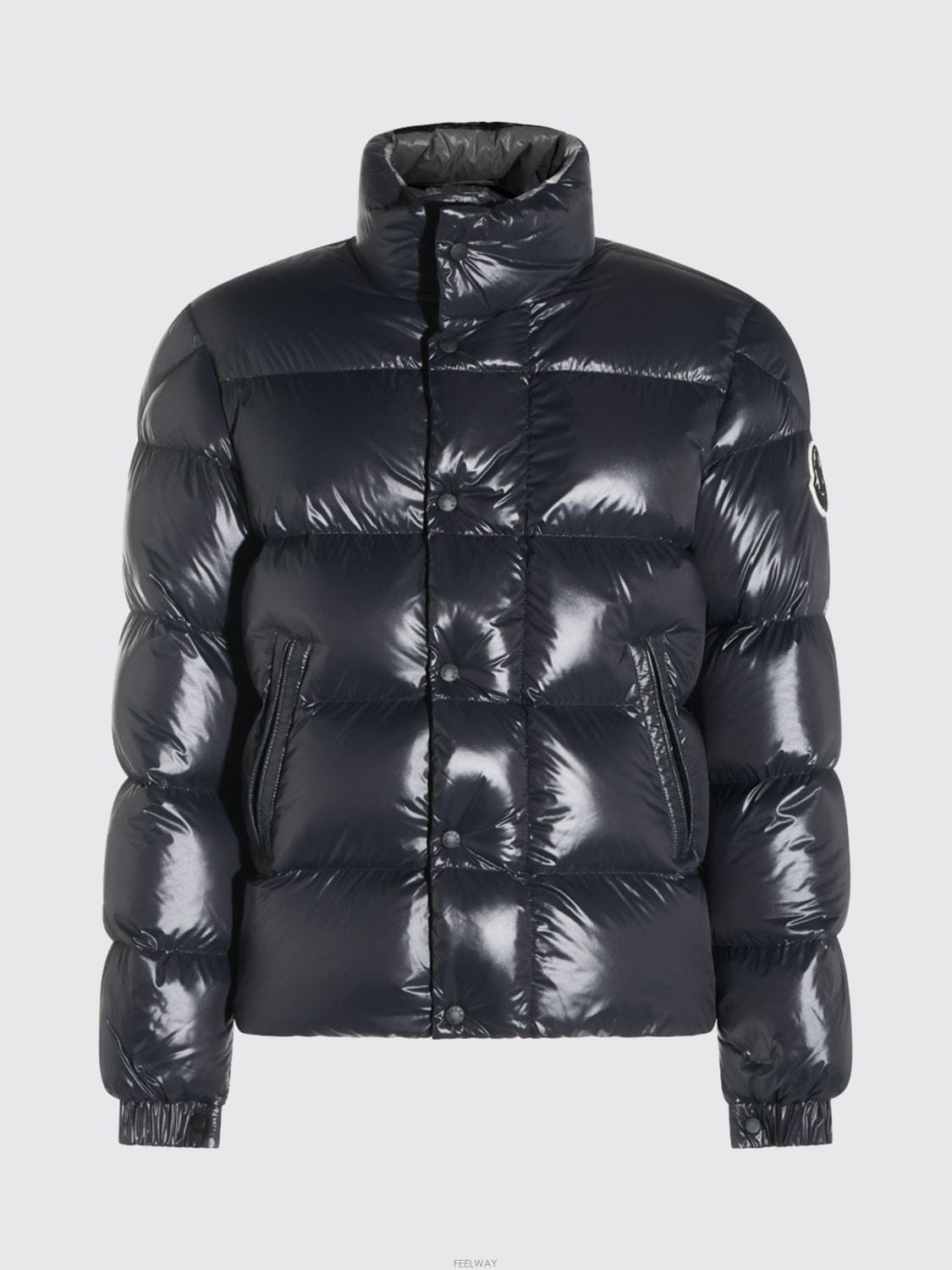Moncler [A6] ��Ŭ���� L20911A00196596XE ���� Ƽ���� L20911A00196596XE-P99[A6] ��Ŭ���� L20911A00196596XE ���� Ƽ���� L20911A001
