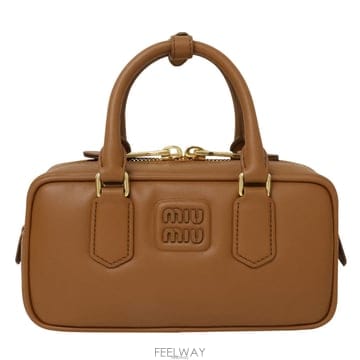 Miu Miu �̿�̿� �Ƹ�ī�� ���� ��Ʈ�� 5BB142 ACR3 F0046�̿�̿� �Ƹ�ī�� ���� ��Ʈ�� 5BB142 ACR3 F0046