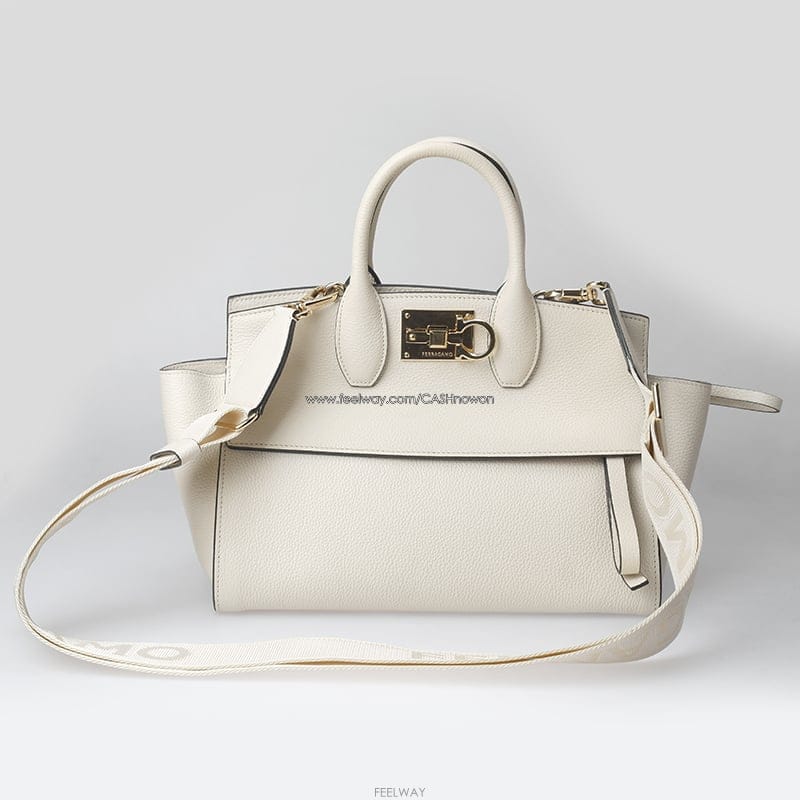 Ferragamo ��󰡸� ���� �̵�� ��Ʃ��� ��Ʈ&����� (21 4493)��󰡸� ���� �̵�� ��Ʃ��� ��Ʈ&����� (21 4493)