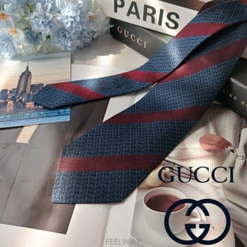 GUCCI 구찌 실크 네이비 인터로킹 G 자수 스트라이프 넥타이 8cm A등급 E2156