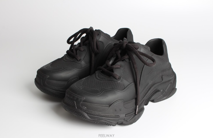 Balenciaga �߷��þư� Ʈ����s ���� ����Ŀ�� ���� 36(230)�߷��þư� Ʈ����s ���� ����Ŀ�� ���� 36(230)