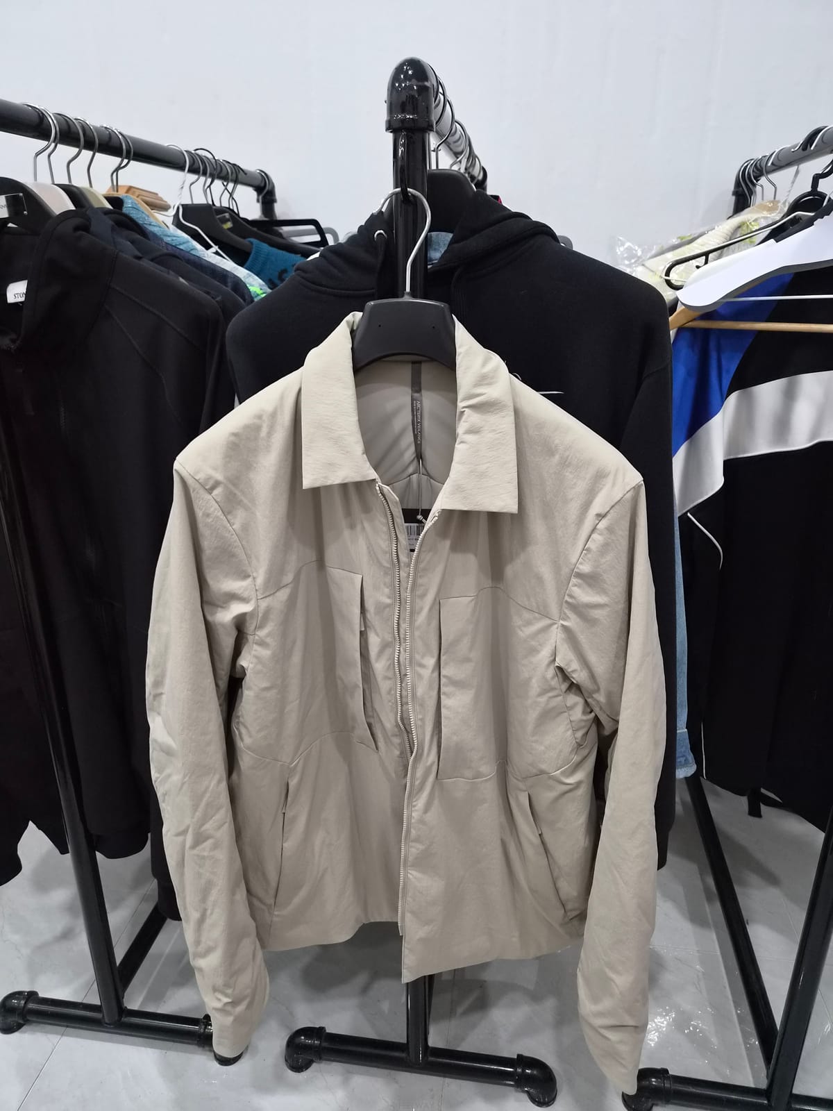 ARCTERYX ��ũ�׸��� VEILANCE ���Ϸ��� ���� Beige��ũ�׸��� VEILANCE ���Ϸ��� ���� Beige