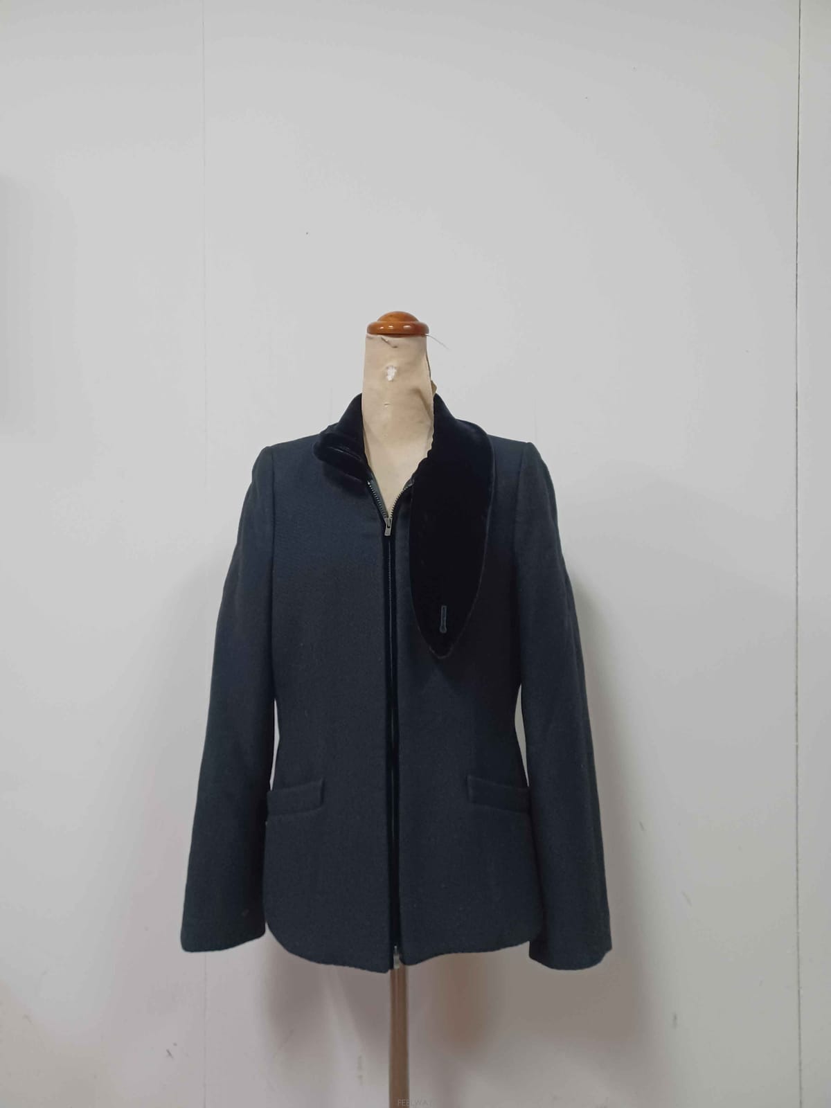 Armani ��ȫ����/J-12282/�˸��� ��ǰ ������ ���� 85-88-155��ȫ����/J-12282/�˸��� ��ǰ ������ ���� 85-88-155