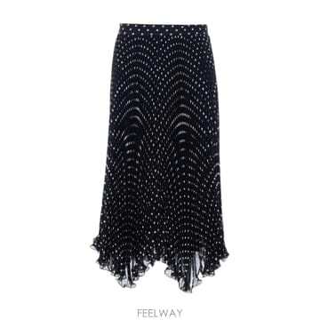 Valentino SS26[�߷�Ƽ�� ����ٴ�] �̵�ĿƮ RAEL59AB TB1 [B0]SS26[�߷�Ƽ�� ����ٴ�] �̵�ĿƮ RAEL59AB TB1 [B0]