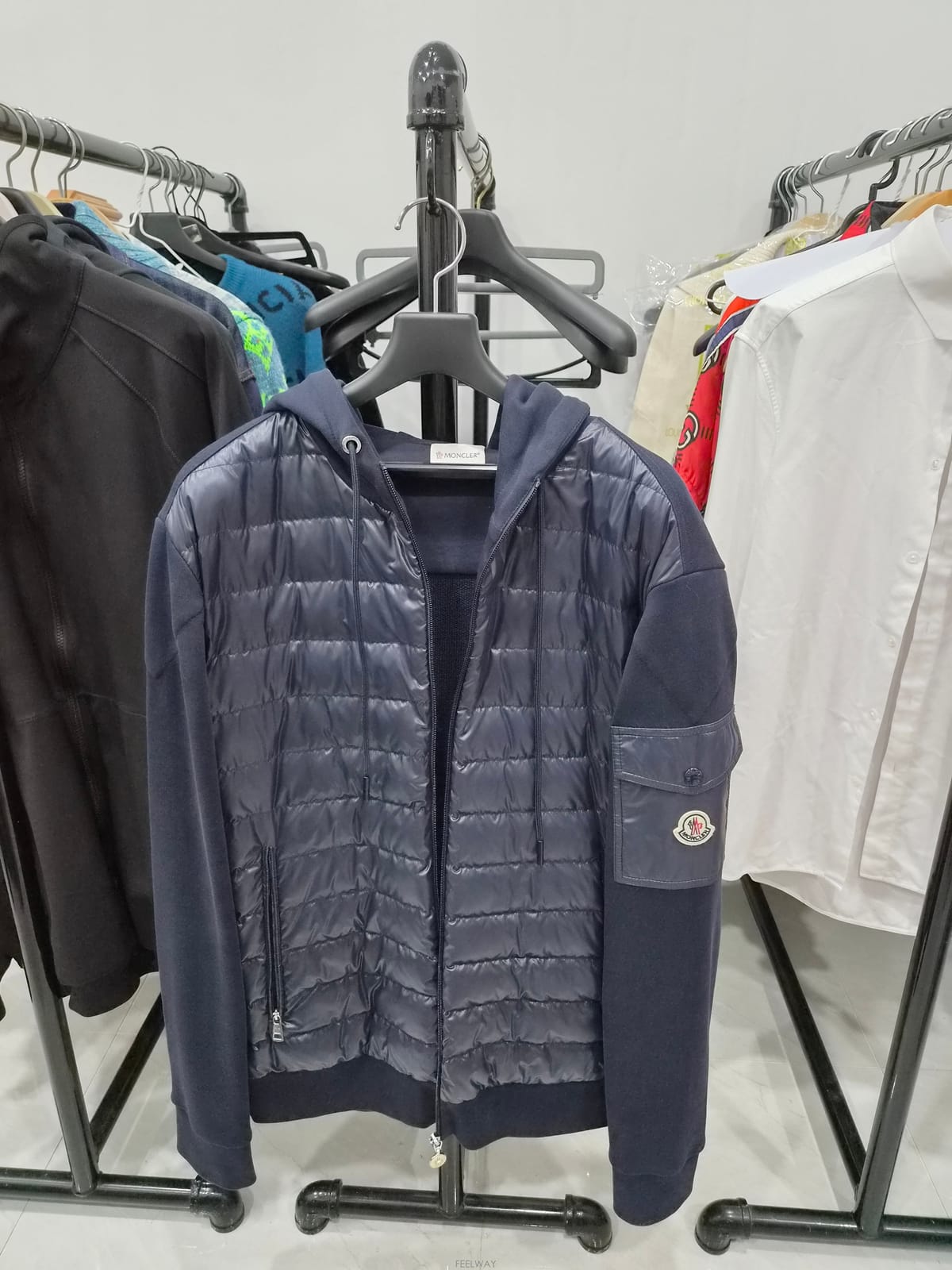 Moncler ��Ŭ���� �е� �ĵ� ��Ʈ�е� ���̺� ����(XL)��Ŭ���� �е� �ĵ� ��Ʈ�е� ���̺� ����(XL)