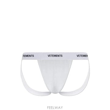 Vetements ���Ϲ�� ��Ʈ�� �ΰ� ���̽�Ʈ��� �۽�Ʈ�����Ϲ�� ��Ʈ�� �ΰ� ���̽�Ʈ��� �۽�Ʈ��