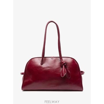 Jacquemus ���Ϲ�� ��ũ���� �� �������� �ŵ� ������ ���� ��� ����Ϲ�� ��ũ���� �� �������� �ŵ� ������ ���� ��� ��