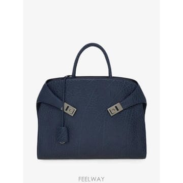 Ferragamo ���Ϲ�� ��󰡸� ��� �긮�� ���̽����Ϲ�� ��󰡸� ��� �긮�� ���̽�