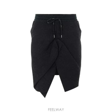 당일배송 비비안웨스트우드 비대칭 자카드 패턴 스커트