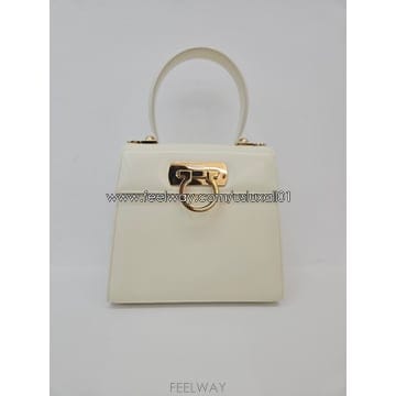 Ferragamo [�߰���ǰ ������ �����] ��󰡸� ��ġ�� ���� �̸� ��Ʈ�� 212193[�߰���ǰ ������ �����] ��󰡸� ��ġ�� ���� �̸� ��