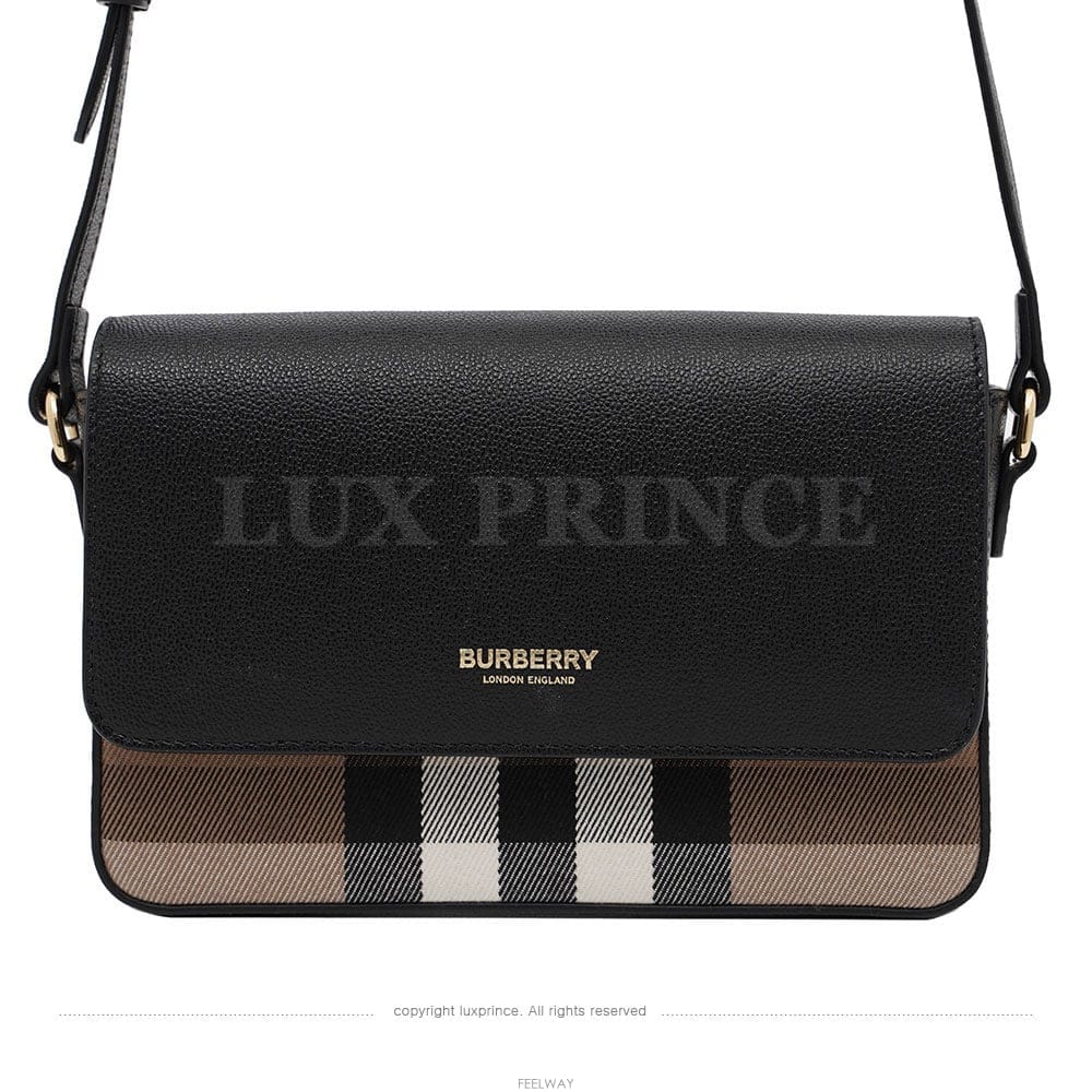 Burberry ������ ũ�ν��� 8084028 (0306sx)������ ũ�ν��� 8084028 (0306sx)