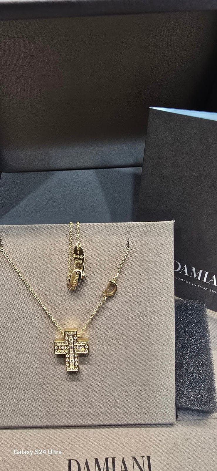 Damiani [����Ÿ��] �ٹ̾ƴ� ������ũ��ũ���� ���̾Ƹ����� �̴ϻ����� 18k��ũ���[����Ÿ��] �ٹ̾ƴ� ������ũ��ũ���� ���̾Ƹ����� ��