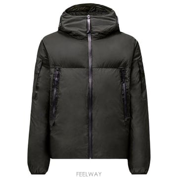 CP company 26FW ���� ���۴� ��Ʈ�������� �ø��� ��Ʈ�ν��� �ĵ� �ٿ� ���� 21CLOW038A110467V 99926FW ���� ���۴� ��Ʈ�������� �ø��� ��Ʈ�ν��� �ĵ� 
