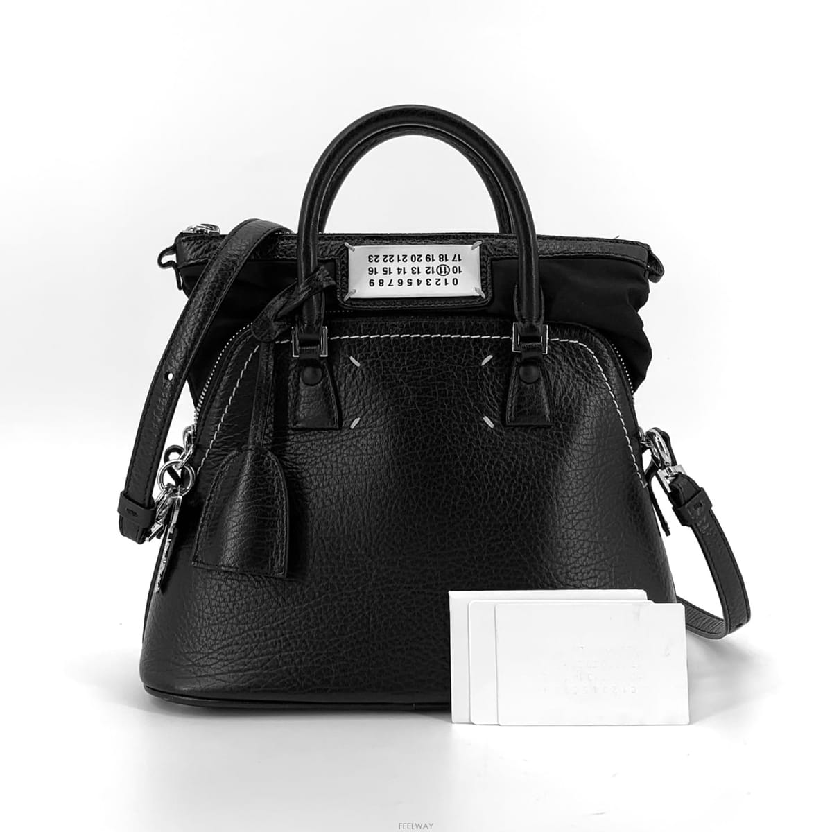 Maison Margiela �������������� 5ac ���� ��Ʈ�� ũ�ν���������������� 5ac ���� ��Ʈ�� ũ�ν���