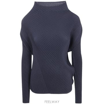Issey Miyake 26FW �̼��� �̾��� ���� IM68FJ144 15 BLACK26FW �̼��� �̾��� ���� IM68FJ144 15 BLACK