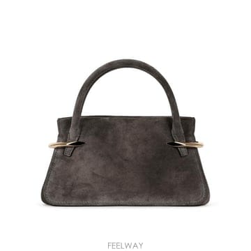 Givenchy 26FW ����� Ŭ��ġ �Ŀ�ġ BB515JB2L7 021 DARK GREY26FW ����� Ŭ��ġ �Ŀ�ġ BB515JB2L7 021 DARK GREY