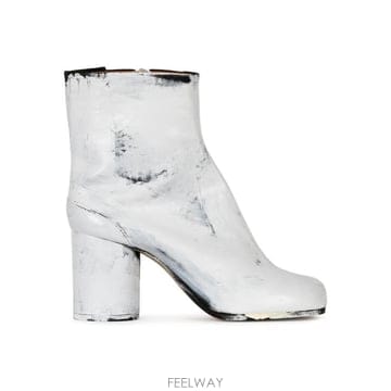 Maison Margiela 26FW ���������� Ÿ�� �� �����̵� ���� S58WU0260 P4162H1532 BLACK WHITE26FW ���������� Ÿ�� �� �����̵� ���� S58WU0260 P4162H