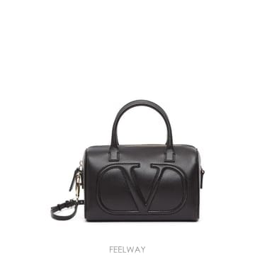 26 FW 발렌티노 가라바니 브이로고 워크 카프스킨 핸드백 WB0I20ZLB TP457222858