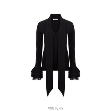 26 FW 니나리치 레이스 트리밍 러플 커프 스웨터 26AMPU020ML0611 TP457347735