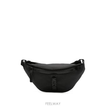 Moschino 26 FW ��Ű�� �ΰ� ��ġ ��Ʈ �� MD4613PP0PF2100A TP45829263326 FW ��Ű�� �ΰ� ��ġ ��Ʈ �� MD4613PP0PF2100A TP45