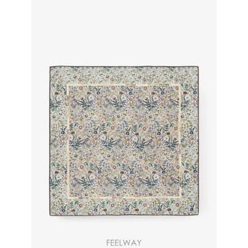 | Other Brand | 26 FW BIMBA Y LOLA  �ΰ� ������ ���� �÷� �÷η� ��ī�� 262BAPN0310610 TP4526 FW BIMBA Y LOLA  �ΰ� ������ ���� �÷� �÷η� ��ī
