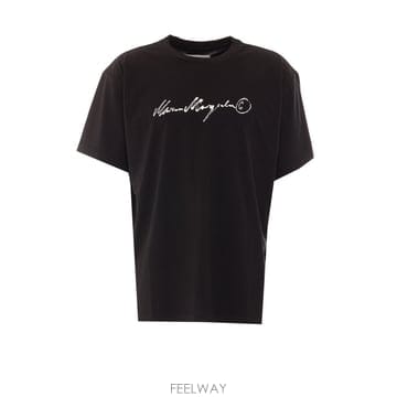 26 F/W MM6 메종 마르지엘라 시그니처 로고 티셔츠 SH0GC0 B0012336500
