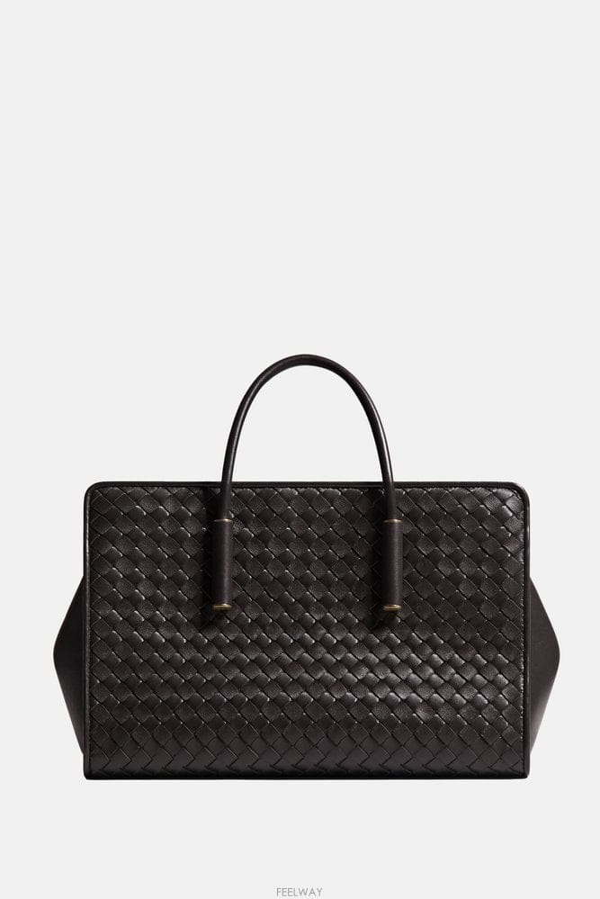 Bottega Veneta 26 F/W ���װ� ����Ÿ ���� �ٹٶ� ��Ʈ�� 875932V5KD02 B003233947626 F/W ���װ� ����Ÿ ���� �ٹٶ� ��Ʈ�� 875932V5KD02 B