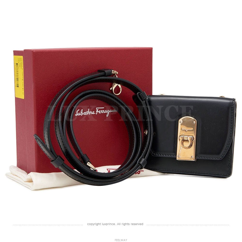 Ferragamo ��ġ�� ���� ũ�ν� IY-22D7484 (0405sx)��ġ�� ���� ũ�ν� IY-22D7484 (0405sx)