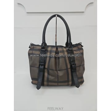 Burberry [�߰���ǰ ������ �����] ������ ����ũüũ �뽺�ʵ� ��Ʈ�� 3690428[�߰���ǰ ������ �����] ������ ����ũüũ �뽺�ʵ� ��