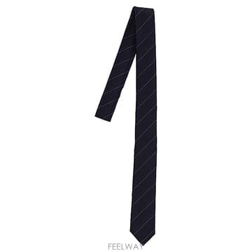 Thom Browne ����� 4�� ��Ʈ������ �� ��Ÿ������� 4�� ��Ʈ������ �� ��Ÿ��