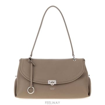 Ferragamo 26 FW ��󰡸� ���Ǿ� 2026 ����� ������ 21A86979624826 FW ��󰡸� ���Ǿ� 2026 ����� ������ 21A869796248