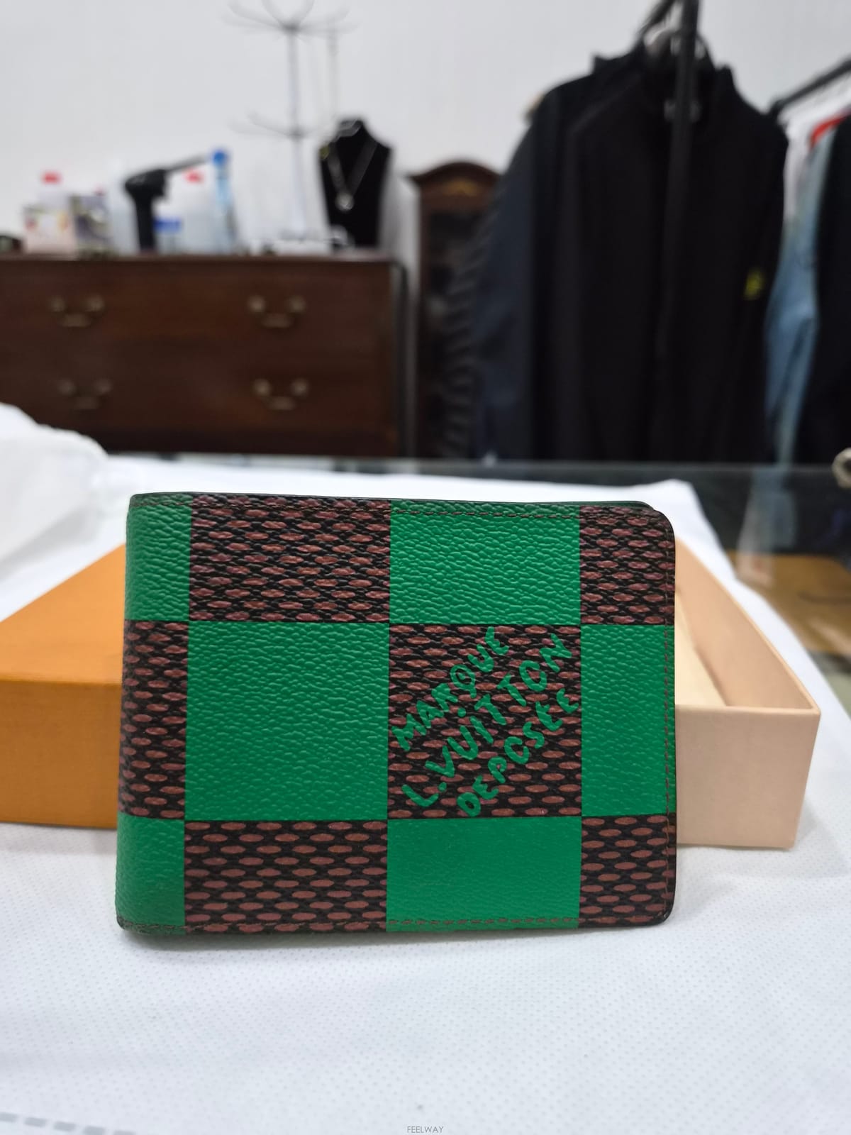 Louis Vuitton ���̺��� �ٹ̿� �ϰ� üũ ������(������)���̺��� �ٹ̿� �ϰ� üũ ������(������)