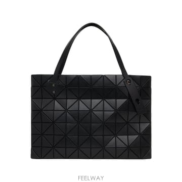 Issey Miyake Bao Bao Issey Miyake ���� �� ��Ʈ ����� BB68AG401 TP878018868Bao Bao Issey Miyake ���� �� ��Ʈ ����� BB68AG401 TP8