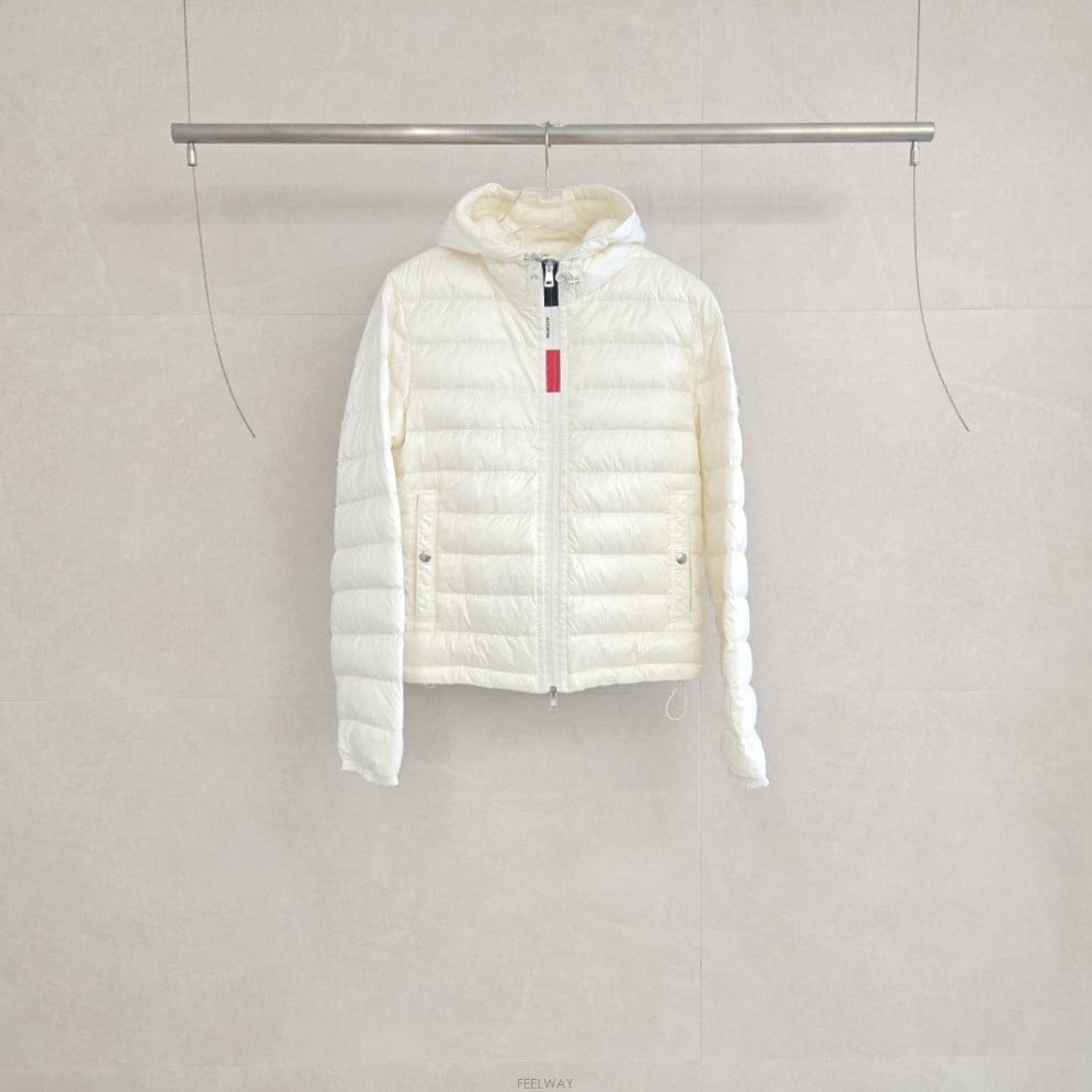 Moncler ��Ŭ���� �� �ٿ� �ĵ� ��Ʈ �ٿ� �е� 2 F10911A��Ŭ���� �� �ٿ� �ĵ� ��Ʈ �ٿ� �е� 2 F10911A