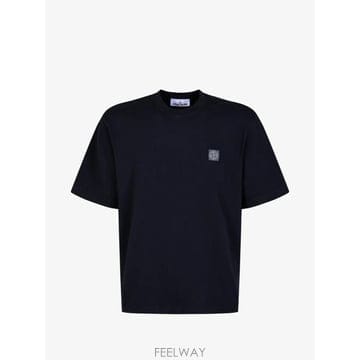 Stone Island 26 FW ������Ϸ��� 2100030 �ΰ� ��ġ Ƽ���� 2100030S0 TP45620974726 FW ������Ϸ��� 2100030 �ΰ� ��ġ Ƽ���� 2100030S0 
