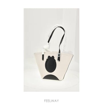 DIOR [K68]��� M1424OEYW M911 ���� ����� ũ�ν��� ��Ŷ�� ž�ڵ�� DIOR BLOOMING SM[K68]��� M1424OEYW M911 ���� ����� ũ�ν��� ��Ŷ�� 