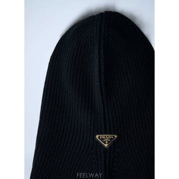 25 F/W 프라다 로고 플라크 바라클라바 1HC470 2DZL F0 B0111783217