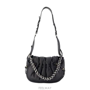 Isabel Marant 26FW ���ں����� ũ�ν��� PP0515FC D4C14M 01BK BLACK26FW ���ں����� ũ�ν��� PP0515FC D4C14M 01BK BLACK