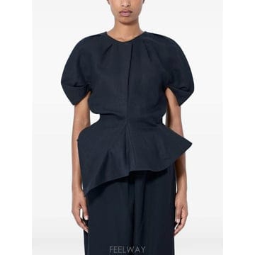 26 FW 카이트 루미 퍼프 소매 비대칭 블라우스 24893031 TP455682657