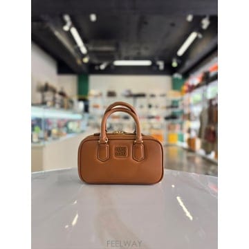 Miu Miu �̿�̿� �Ƹ�ī�� ���� �̴� �ڳ� ũ�ν��� 5BP088�̿�̿� �Ƹ�ī�� ���� �̴� �ڳ� ũ�ν��� 5BP088
