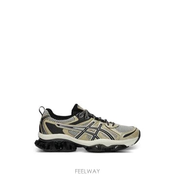 26 FW 아식스 젤 퀀텀 키네틱 스니커즈 1203A270203 TP456357864