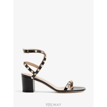 26 FW 발렌티노 가라바니 Rockstud calfskin sandals with straps 60mm W