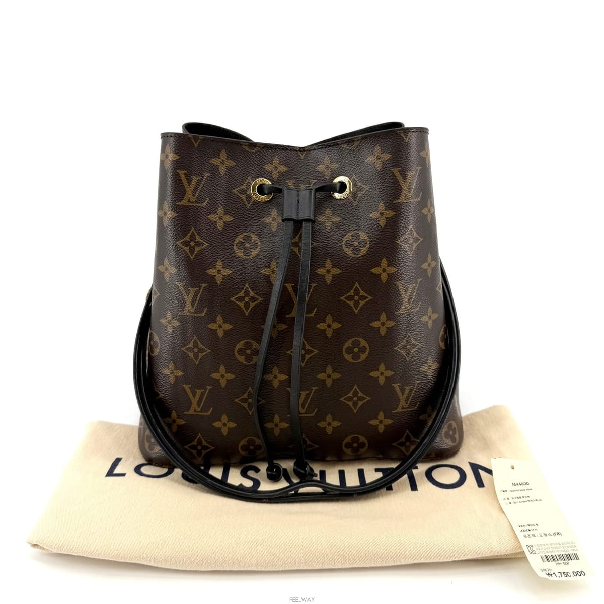 Louis Vuitton ���̺��� ���׷� �׿��뿡 ����� M44020���̺��� ���׷� �׿��뿡 ����� M44020
