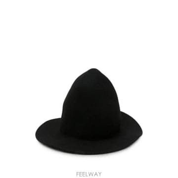 요지야마모토 포인티드 크라운 와이드 챙 모자
