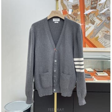 Thom Browne ������*����*����� �ж�뽺Ƽġ �缱 ����� �׷��� 5������*����*����� �ж�뽺Ƽġ �缱 ����� �׷��� 5