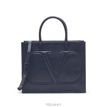 26 FW 발렌티노 가라바니 브이로고 워크 카프스킨 쇼핑 백 WB0H22ZLB TP454752630