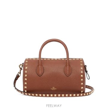 Valentino 26 FW �߷�Ƽ�� ����ٴ�  Rockstud grainy calfskin handbag WB0Q50CDV26 FW �߷�Ƽ�� ����ٴ�  Rockstud grainy calfskin hand