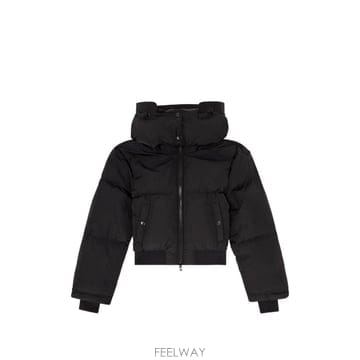 Diesel 26 FW ���� Ż������ �ĵ� �ָ� ���Ϸ� �ٿ� �е� ��Ŷ A236950GHBZ TP45561376026 FW ���� Ż������ �ĵ� �ָ� ���Ϸ� �ٿ� �е� ��Ŷ A2