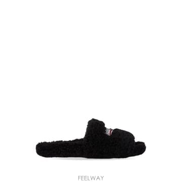 26 FW 발렌시아가 퍼 샌들 654747W14C2 TP458679422